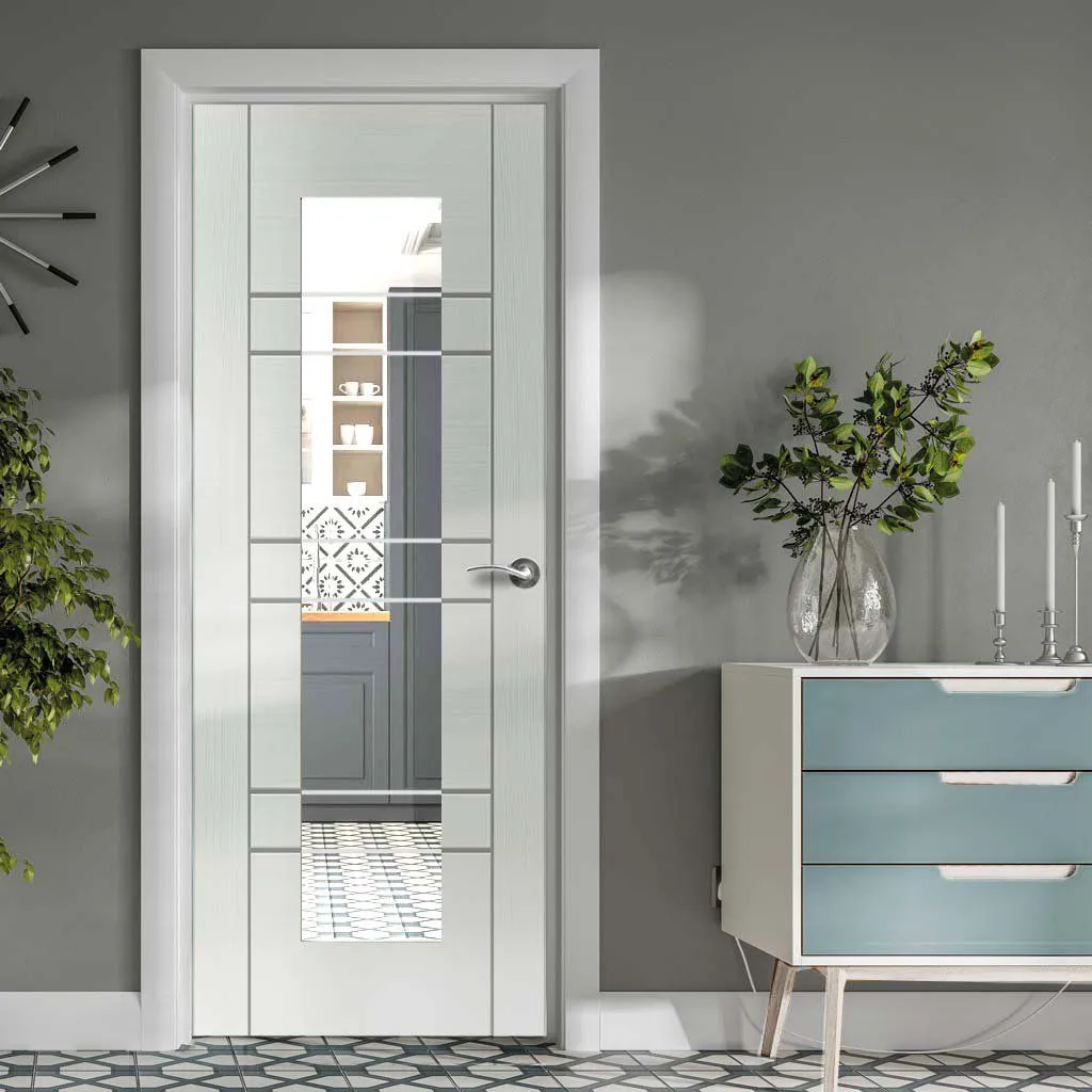 Дверь с зеркалом