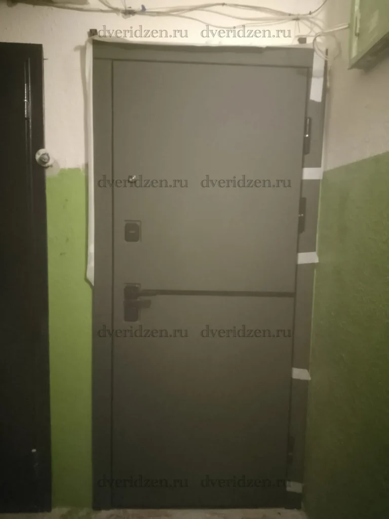 Входная дверь